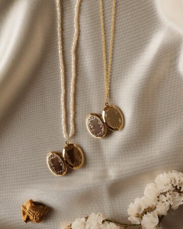 Vintage locket on genuine Italian baroque pearl necklace or gold plated chain