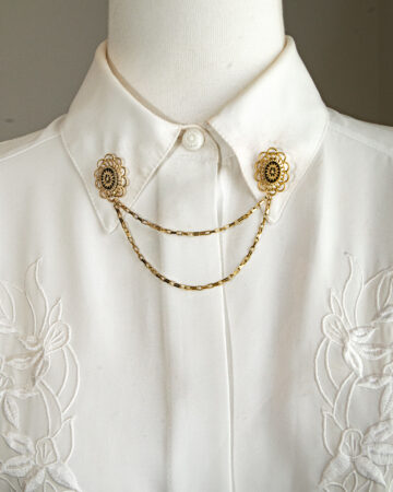 Gold plated shirt brooch pins, The Gilded Age fans vintage collar pin.