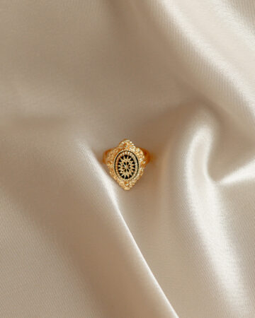 Vintage Victorian reproduction adjustable gold plated ring, glass Intaglio signet ring.