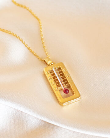 Vintage 1980s working thermometer necklace