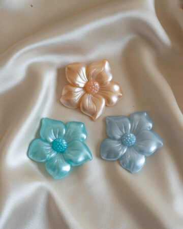 80s Vintage oversized flower brooch, Pinup brooch.